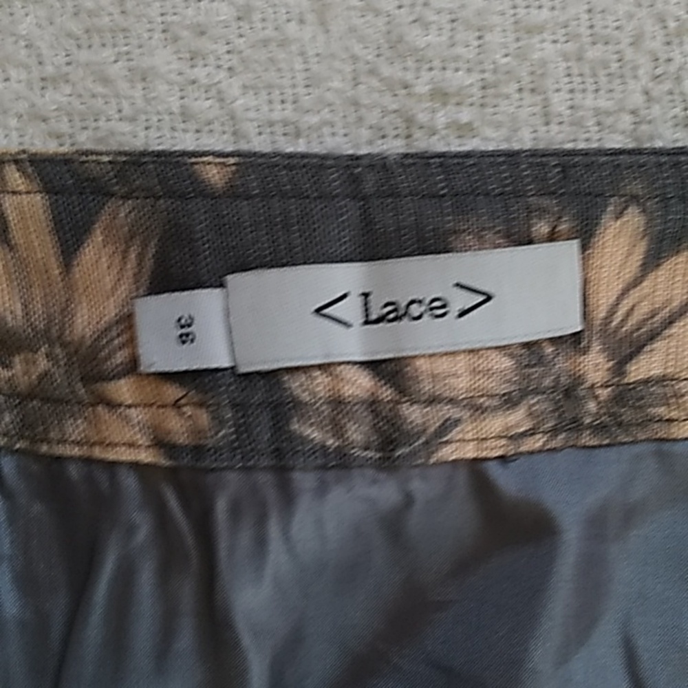 Skirt - Picture 3 of 5